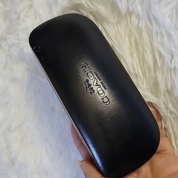 COACH Black Eyeglasses/Sunglasses Case Clam Shell Hard Case 6.5 inches X 2.5 in. - Picture 1 of 7